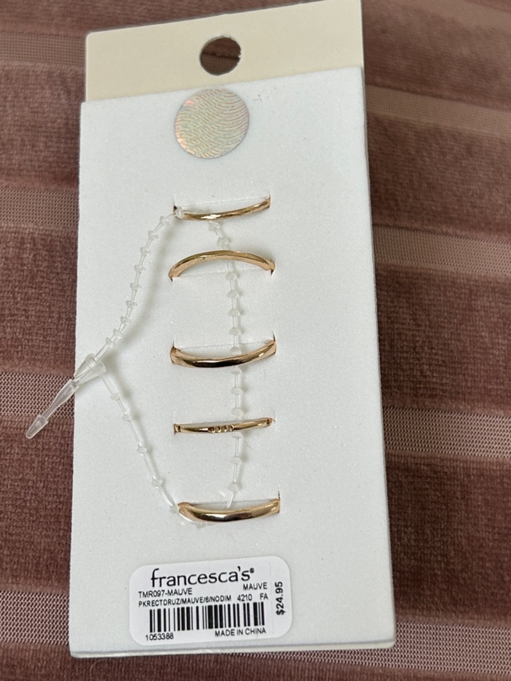 New Francesca’s Kim Mixed Style Ring Set - Picture 5 of 5
